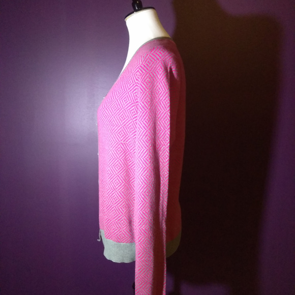 Sooo Pretty cabi fall 2015 Meg Cardigan NWOT ♥ - Picture 3 of 8